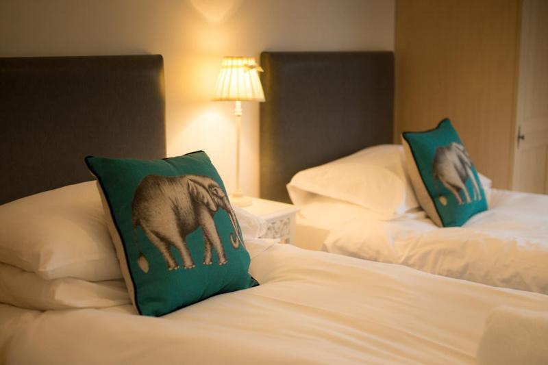 Haddon Cottage - Darwin Lake Holiday Village มัทล็อก ภายนอก รูปภาพ