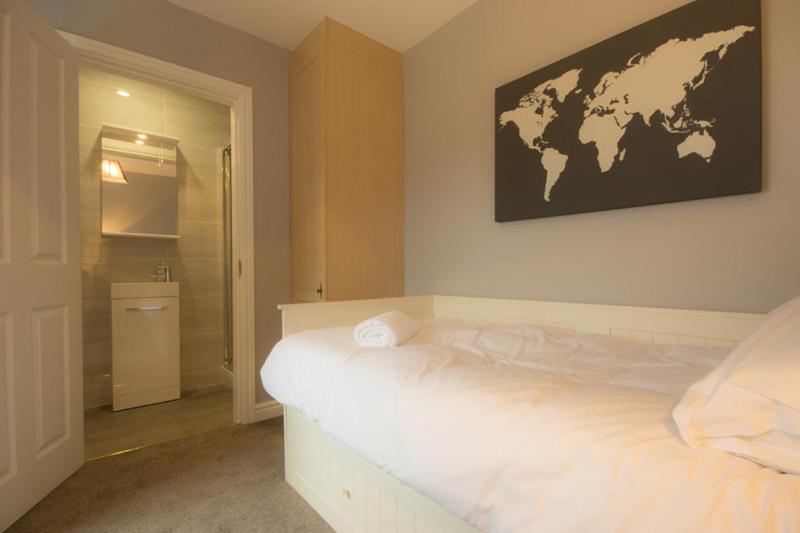 Haddon Cottage - Darwin Lake Holiday Village มัทล็อก ภายนอก รูปภาพ